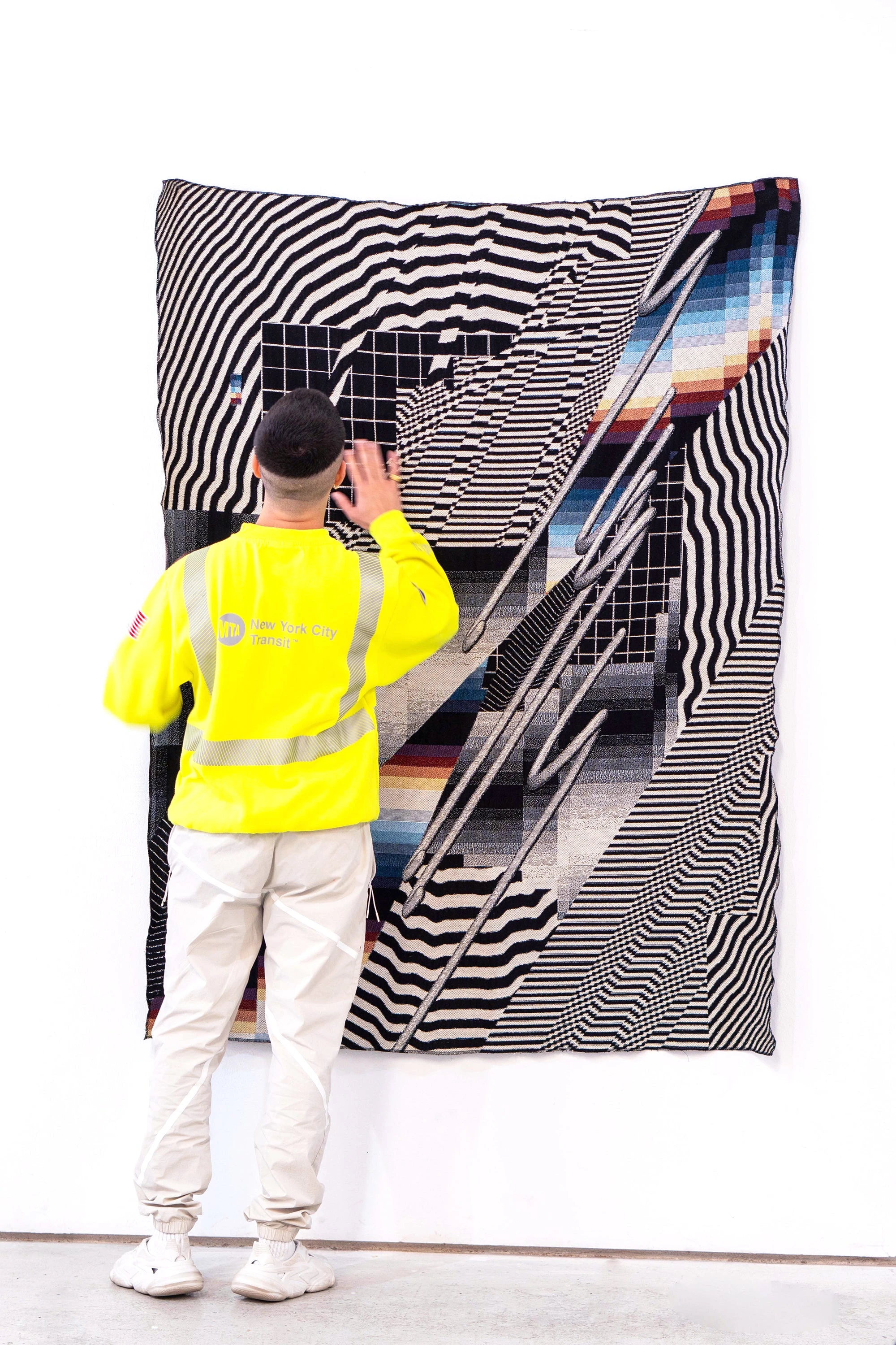 'OPTICHROMIE 137' Throw Blanket — 7